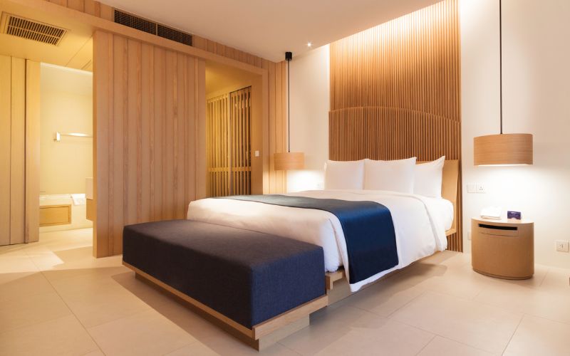 Accommodation & Transportation